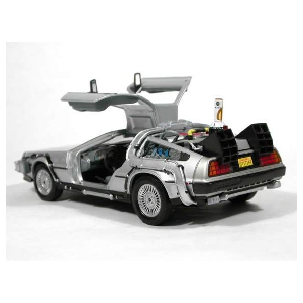 la delorean de retour vers le futur